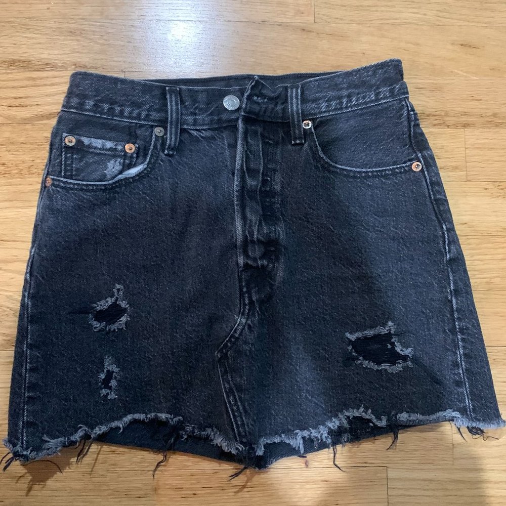 Levi’s Black Denim Distressed Skirt